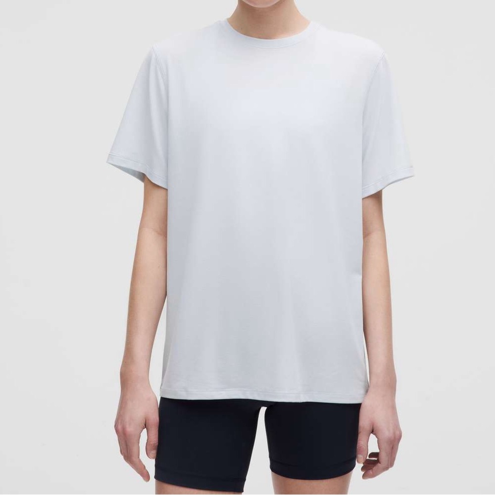 NWT Lululemon Jersey Training Short-Sleeve Shirt in Starch Blue size 8